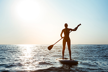 Lugares para fazer SUP e caiaque